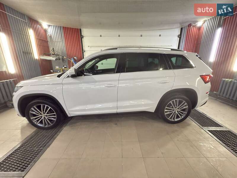 Внедорожник / Кроссовер Skoda Kodiaq 2020 в Каменец-Подольском