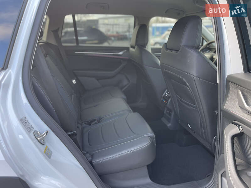 Позашляховик / Кросовер Skoda Kodiaq 2024 в Києві