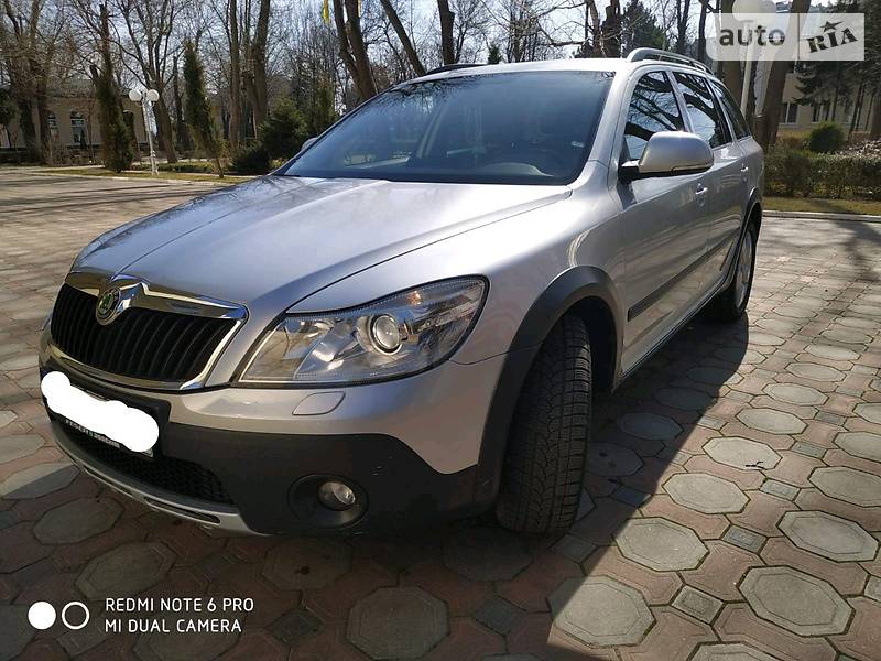 Универсал Skoda Octavia Scout 2013 в 