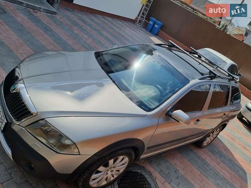 Универсал Skoda Octavia Scout 2007 в Хусте