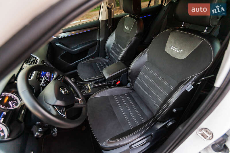 Универсал Skoda Octavia Scout 2017 в Львове