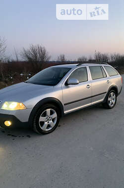 Универсал Skoda Octavia Scout 2009 в 