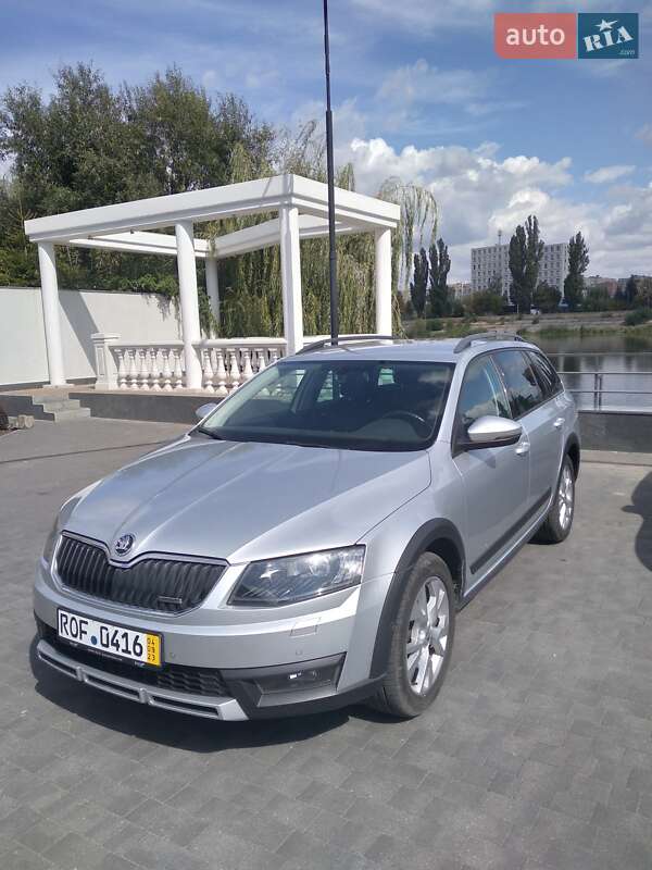 Skoda Octavia Scout 2016
