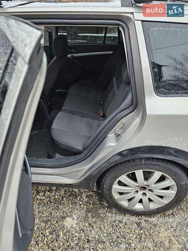 Универсал Skoda Octavia Scout 2007 в Хусте