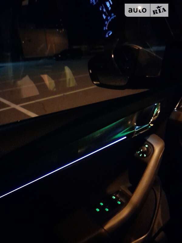 Универсал Skoda Octavia Scout 2017 в Киеве