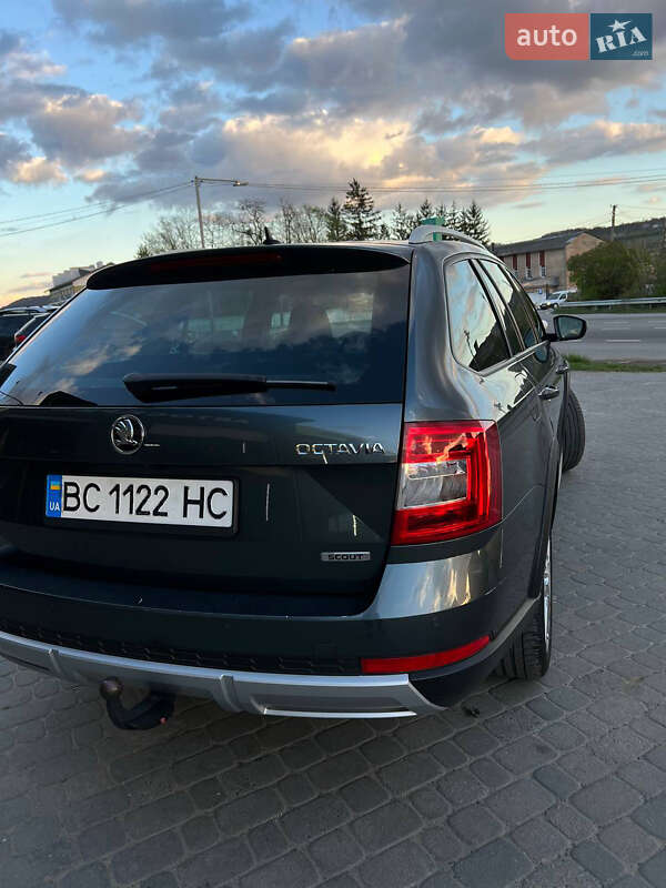 Универсал Skoda Octavia Scout 2017 в Золочеве