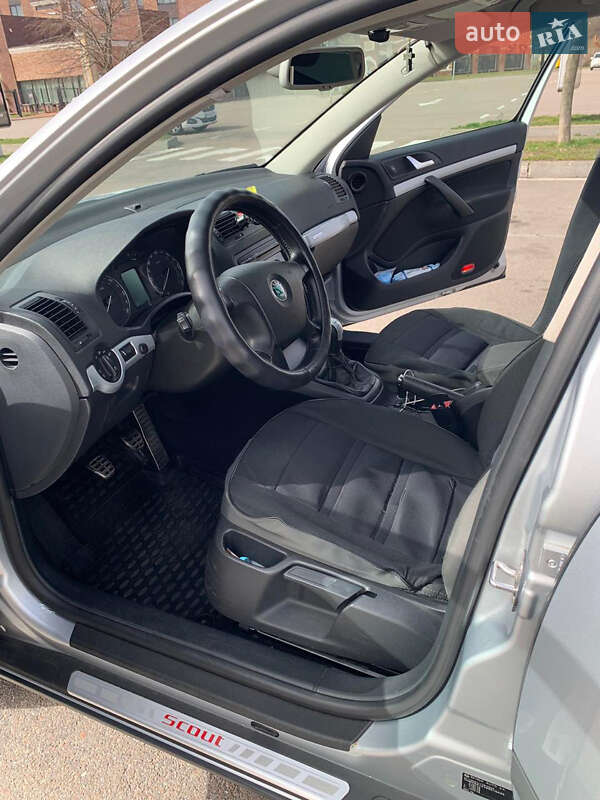 Универсал Skoda Octavia Scout 2007 в Обухове