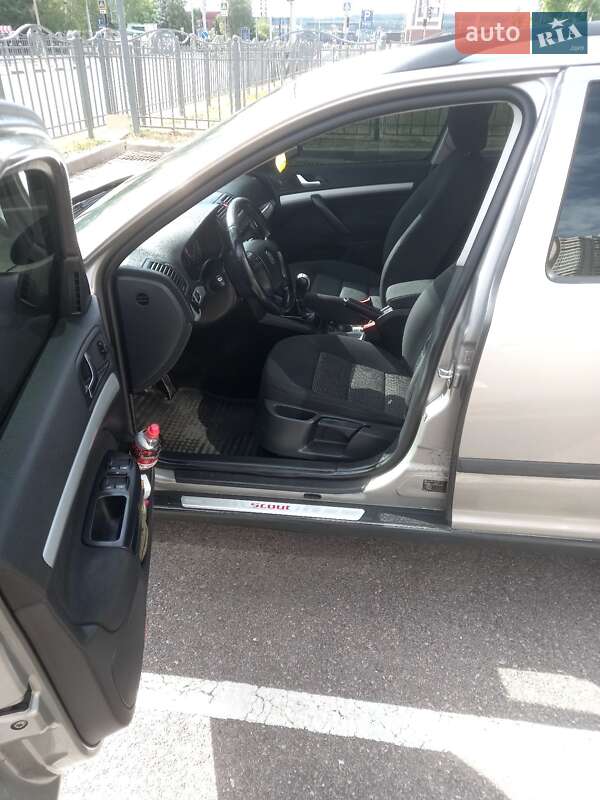 Універсал Skoda Octavia Scout 2007 в Харкові