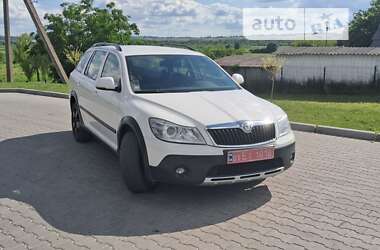 Универсал Skoda Octavia Scout 2012 в Шумске