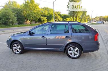 Skoda Octavia Scout 2011