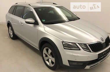 Универсал Skoda Octavia Scout 2019 в Луцке