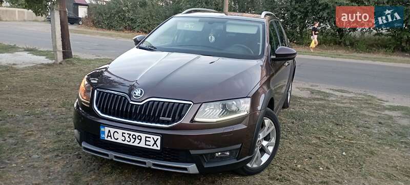 Skoda Octavia Scout 2015