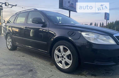 Универсал Skoda Octavia Scout 2010 в Черновцах