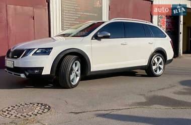 Универсал Skoda Octavia Scout 2019 в 