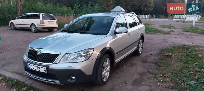 Универсал Skoda Octavia Scout 2009 в 