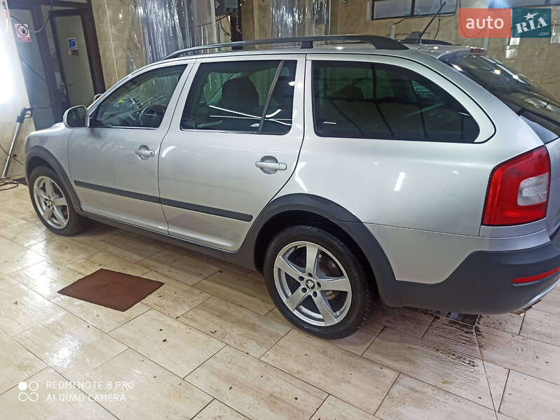 Універсал Skoda Octavia Scout 2013 в Одесі