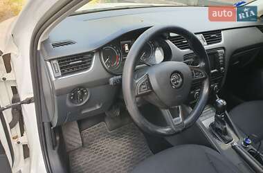 Универсал Skoda Octavia Scout 2015 в 
