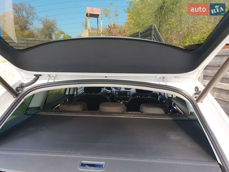 Универсал Skoda Octavia Scout 2015 в Киеве