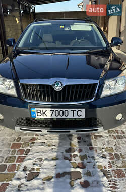 Skoda Octavia Scout 2012