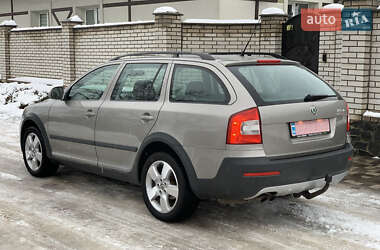 Універсал Skoda Octavia Scout 2009 в Житомирі