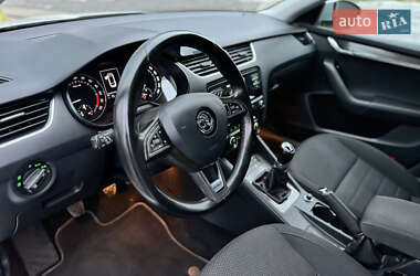 Универсал Skoda Octavia Scout 2015 в 