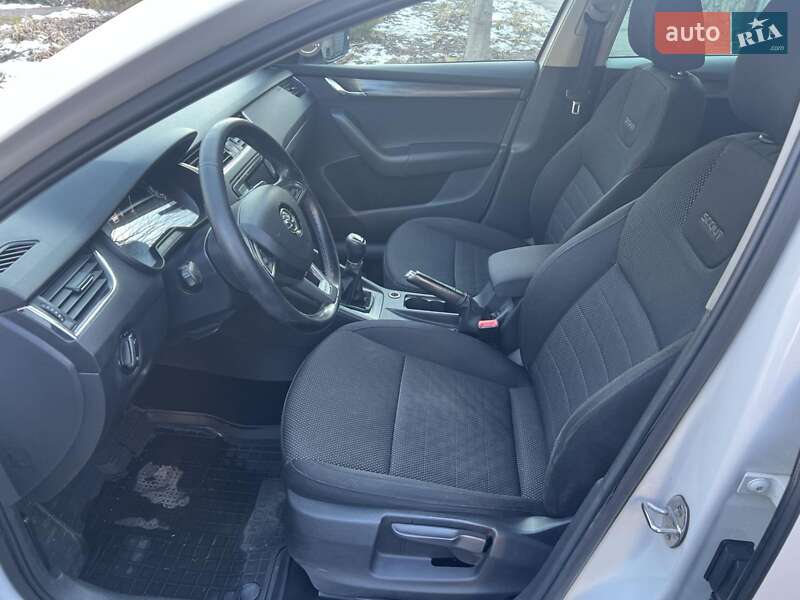 Універсал Skoda Octavia Scout 2014 в Черкасах фото 16 Універсал Skoda Octavia Scout 2014 в Черкасах