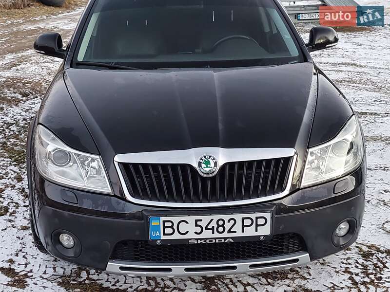 Универсал Skoda Octavia Scout 2011 в Турке фото 14 Универсал Skoda Octavia Scout 2011 в Турке