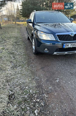 Універсал Skoda Octavia Scout 2012 в 