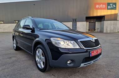 Універсал Skoda Octavia Scout 2010 в 