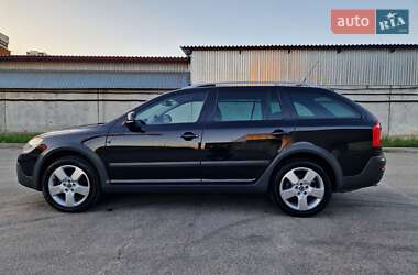 Універсал Skoda Octavia Scout 2010 в 