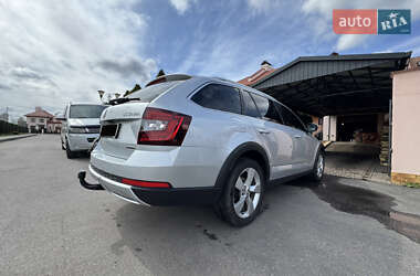Универсал Skoda Octavia Scout 2020 в 
