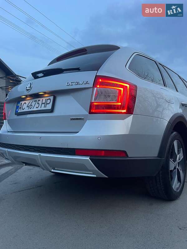 Универсал Skoda Octavia Scout 2015 в Луцке