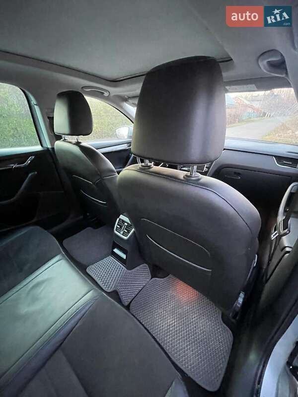 Универсал Skoda Octavia Scout 2015 в Луцке