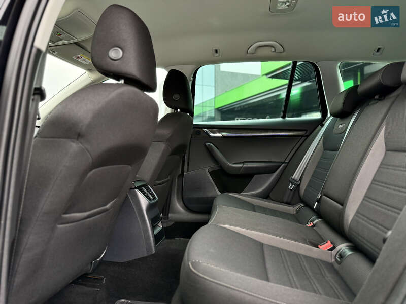 Універсал Skoda Octavia Scout 2019 в Луцьку