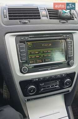 Універсал Skoda Octavia Scout 2010 в 