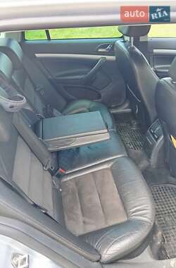 Універсал Skoda Octavia Scout 2010 в 