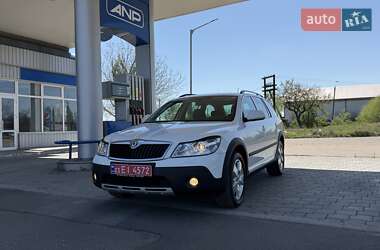 Универсал Skoda Octavia Scout 2012 в 