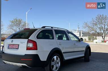 Универсал Skoda Octavia Scout 2012 в 