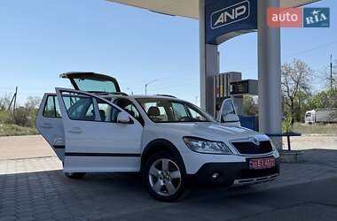 Универсал Skoda Octavia Scout 2012 в 