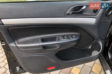Універсал Skoda Octavia Scout 2013 в 