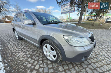 Універсал Skoda Octavia Scout 2013 в 