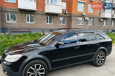 Универсал Skoda Octavia Scout 2009 в 