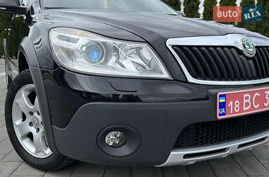 Універсал Skoda Octavia Scout 2010 в 