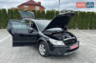Універсал Skoda Octavia Scout 2010 в 