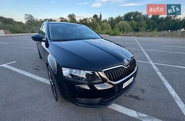Універсал Skoda Octavia Scout 2016 в 