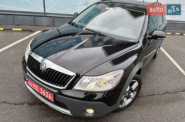 Універсал Skoda Octavia Scout 2011 в 