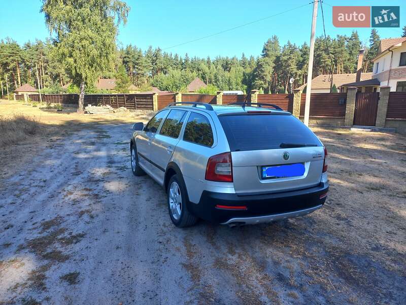 Універсал Skoda Octavia Scout 2012 в Лебедині