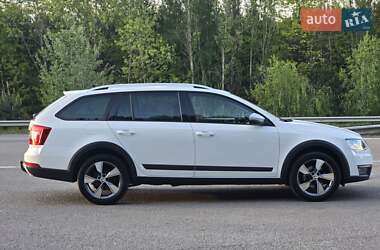 Універсал Skoda Octavia Scout 2015 в 
