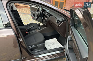 Универсал Skoda Octavia Scout 2015 в 