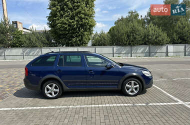 Универсал Skoda Octavia Scout 2011 в 